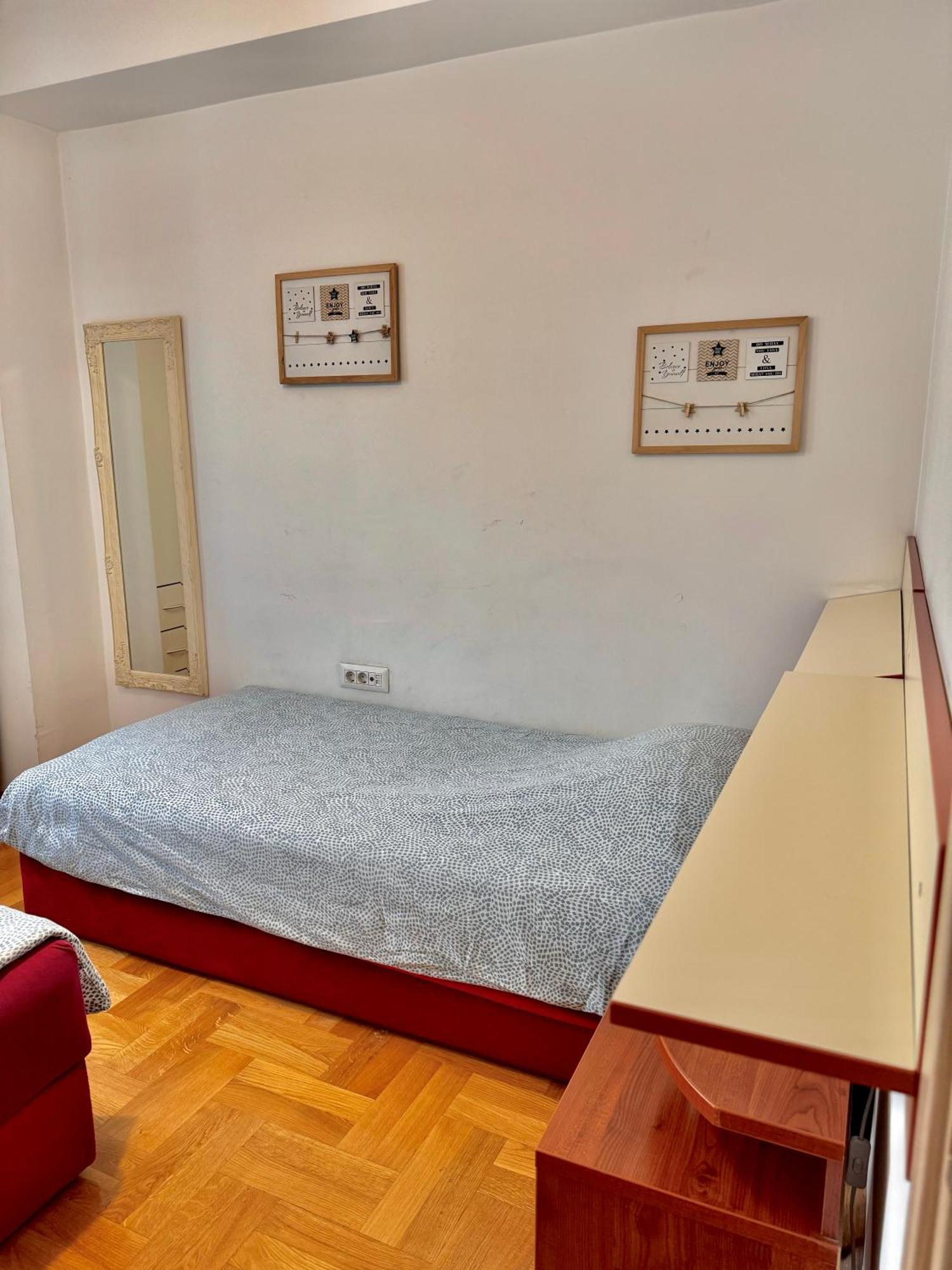 דירות סקופיה Modern & Cozy מראה חיצוני תמונה